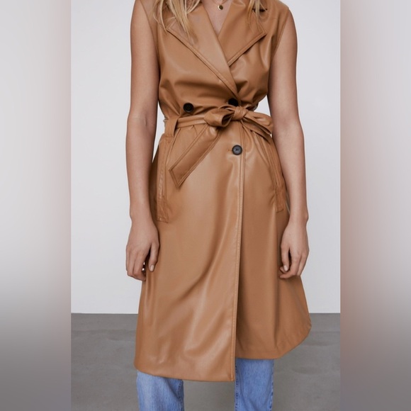 Zara Women Faux Leather Waistcoat
Camel 8073/270 - Picture 2 of 5